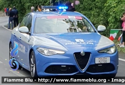 Alfa Romeo Nuova Giulia Q4
Polizia di Stato
Polizia Stradale
POLIZIA M2700
In scorta al Giro d'Italia 2019
