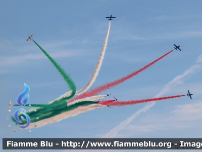 Aermacchi MB339PAN
Aeronautica Militare Italiana
313° Gruppo Addestramento Acrobatico
Stagione esibizioni 2019
Air Show Jesolo
Parole chiave: Aermacchi MB339PAN