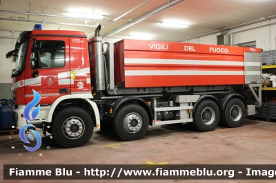 Mercedes Benz Actros 4151 II serie
Vigili del Fuoco
Corpo Volontario di Rovereto (TN)
Autocarro con allestimento scarrabile BTE Busi Group & Kofler Fahrzeugbau
VF C15 TN
