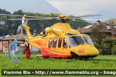 Agusta Westland AW139
Vigili del Fuoco
Corpo Permanente di Trento
Nucleo Elicotteri
I-TNDD
Parole chiave: Agusta Westland AW139 I-TNDD