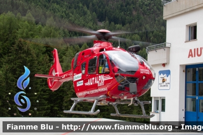 Airbus Helicopters EC 135 T3
Aiut Alpin Dolomites onlus
Laion/Lajen (BZ)
Eliambulanza convenzionata 118 Alto Adige
I-AIUT
Parole chiave: Airbus Helicopters EC_135_T3 I-AIUT