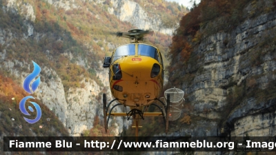 Eurocopter AS 350 B3 Ecureuil
Vigili del Fuoco
Corpo Permante di Trento
Nucleo Elicotteri
I-TNLD
Parole chiave: Eurocopter AS_350_B3_Ecureuil