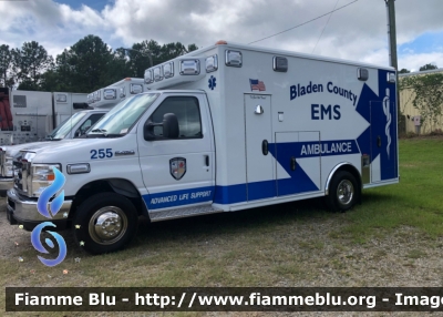 Ford E-450
United States of America-Stati Uniti d'America
Bladen County NC EMS
Parole chiave: Ambulanza Ambulance