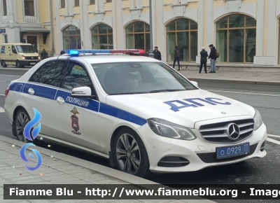 Mercedes-Benz Classe E
Российская Федерация - Federazione Russa
федеральную полицию - Polizia Federale
ДПС - Дорожно-постовая служба - Servizio Ispettivo Traffico - Police Road Patrol Service vehicle
