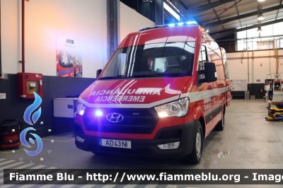 Hyundai H350
Portugal - Portogallo
Bombeiros Santa Maria Do Zézere
Parole chiave: Ambulanza Ambulance