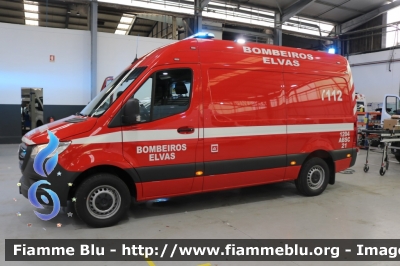 Mercedes-Benz Sprinter III serie restyle
Portugal - Portogallo
Bombeiros Elvas
Parole chiave: Ambulanza Ambulance