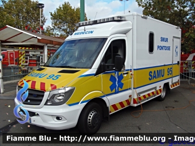 Mercedes-Benz Sprinter III serie restyle
France - Francia
SAMU 95
Parole chiave: Ambulanza Ambulance