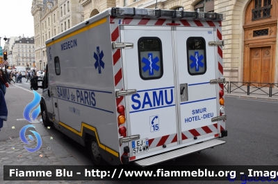 Fiat Ducato X290 
France - Francia
SAMU de Paris
SMUR Hôtel-Dieu
Parole chiave: Ambulanza Ambulance