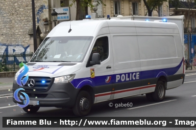 Mercedes-Benz Sprinter IV serie 
France - Francia
Police Nationale
