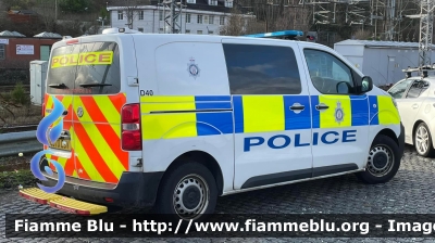 Vauxhall Vivaro
Great Britain-Gran Bretagna
British Transport Police
Polizia Ferroviaria
