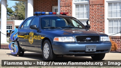 Ford Crown Victoria
United States of America - Stati Uniti d'America
Delaware State Police
