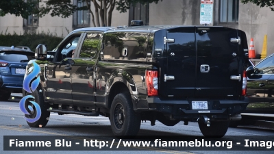 Ford F-350
United States of America-Stati Uniti d'America
National Institutes of Health Police Department
