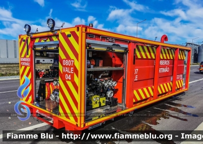 Iveco Trakker AD410T50 III serie
Portugal - Portogallo
Bombeiros Voluntários Portimão
Parole chiave: Iveco Trakker_AD410T50_IIIserie