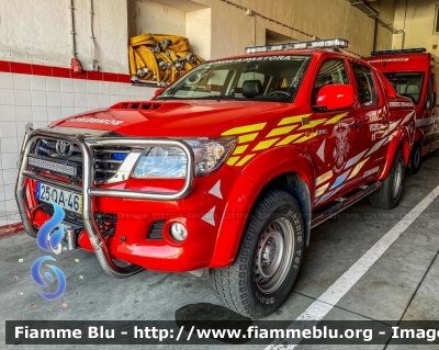 Toyota Hilux
Portugal - Portogallo
Bombeiros Linda-a-Pastora
