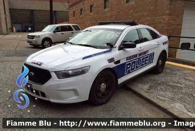 Ford Taurus
United States of America - Stati Uniti d'America
Duquesne University Police PA
