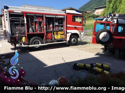 Man TGM 13.280 4x4 I serie
Vigili del Fuoco
Distretto della Valsugana e Tesino
Corpo Volontario di Roncegno Terme (TN)
Allestimento Ziegler
VF 6E4 TN
Parole chiave: Man TGM_13.280_4x4_Iserie VF6E4TN