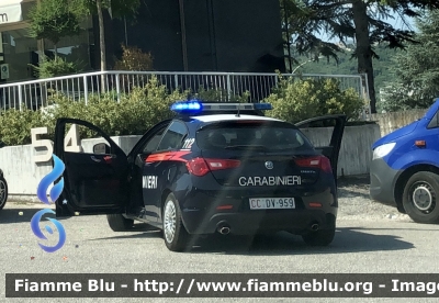 Alfa Romeo Nuova Giulietta restyle 
Carabinieri 
Nucleo operativo e radiomobile 
Allestimento NCT 
Decorazione grafica Artlantis 
CC DV 959

Parole chiave: Alfa Romeo Nuova Giulietta restyle CCDV959