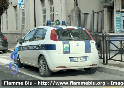 Fiat Grande Punto 
Polizia Municipale 
Comune di Luco Dei Marsi (AQ)

Parole chiave: Fiat Grande_Punto