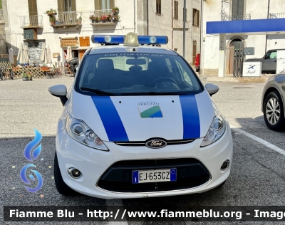 Ford Fiesta VI serie 
Polizia Locale 
Comune di Castel Del Monte (AQ)
Parole chiave: Ford Fiesta_VIserie