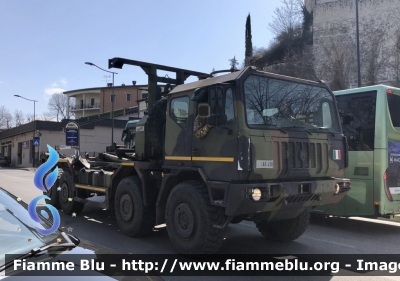 Astra SM88.42 
Esercito Italiano 
IX Reggimento Alpini L’Aquila 
Autocarro Tattico Logistico 
ACTL 8x8 
APS (Autocarro Piani Scarrabili) 
Sistema di Movimentazione Isoli/Cargotec Multilift MK IV 
EI AR 438
Parole chiave: Astra SM88.42 EIAR438