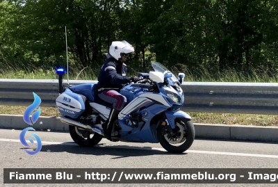 Yamaha FJR 1300 II serie 
Polizia di Stato 
Polizia Stradale 
Allestimento Elevox 
POLIZIA G3083
In Scorta al giro d’Italia 
Moto “18”
Parole chiave: Yamaha_FJR1300 IIserie Polizia Stradale giro d’Italia