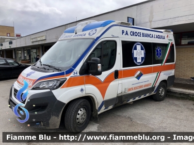 Peugeot Boxer 
Pubblica assistenza croce bianca L’Aquila 
Allestimento Mariani fratelli 
Parole chiave: Ambulanza croce bianca L’Aquila