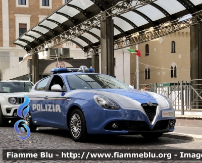 Alfa Romeo Nuova Giulietta restyle 
Polizia di Stato 
Polizia Stradale 
Allestimento FCA 
POLIZIA M4295
Parole chiave: Alfa-Romeo Nuova_Giulietta_restyle POLIZIAM4295