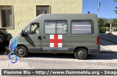 Fiat Ducato III serie 
Esercito Italiano 
9’ reggimento Alpini L’Aquila 
Sanità Militare 
Allestimento Bollanti 
EI BH 526
Parole chiave: Fiat Ducato_IIIserie EIBH526 ambulanza