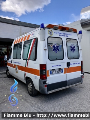 Fiat Ducato II serie 
Ambulanza 
Pubblica assistenza protezione civile di Ocre 
Dono di croce verde di Pinerolo (TO) 
Parole chiave: Ambulanza protezione civile Ocre