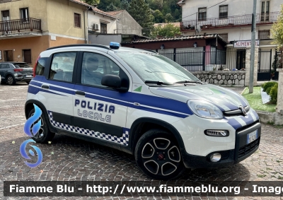 Fiat Nuova Panda II serie 
Polizia Locale 
Comune di Capistrello (AQ)
POLIZIA LOCALE YA 742 AD
Parole chiave: Fiat Nuova_Panda_IIserie POLIZIALOCALEYA742AD