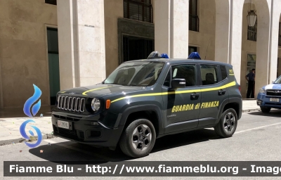 Jeep Renegade 
Guardia di Finanza 
Allestimento NCT 
Decorazione grafica Artlantis 
GdiF 280 BL 
Parole chiave: Jeep Renegade GDIF280BL