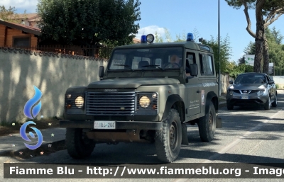 Land-Rover Defender 90 
Carabinieri 
Comando Carabinieri unità per la tutela Ambientale Forestale ed Agroalimentare 
Stazione Parco Nazionale del Gran Sasso e Monti della Laga 
CC BJ 266 
Parole chiave: Land-Rover Defender_90 CCBJ266