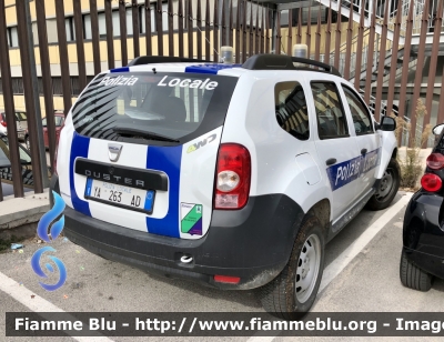 Dacia Duster 4WD
Polizia Locale 
Comune di Rocca di Mezzo 
Allestimento Bertazzoni 
POLIZIA LOCALE YA 263 AD 
Parole chiave: Dacia Duster_4WD POLLIZIALOCALEYA263AD