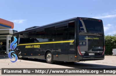 Iveco Crossway 
Guardia di Finanza 
GdiF 676 BN
Parole chiave: Iveco Crossway GDIF676BN