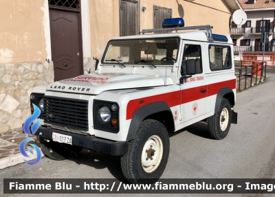 Land-Rover Defender 90 
Croce Rossa Italiana 
Comitato di Ovindoli 
Servizio Emergenze 
CRI 017 ZA
Parole chiave: Land-Rover Defender_90 CRI017ZA