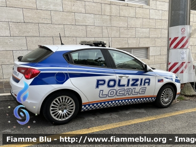 Alfa Romeo Nuova Giulietta restyle 
Polizia Locale 
Comune di Avezzano 
Allestimento Bertazzoni 
POLIZIA LOCALE YA 631 AF
Parole chiave: Alfa-Romeo Nuova_Giulietta_restyle POLIZIALOCALE631AF