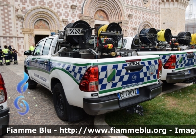 Toyota Hilux IX serie
Protezione Civile 
Regione Abruzzo
Allestimento Tekne
Cod.Automezzo 121
Assegnato Temporaneamente al Gruppo PIVEC Valle del Giovenco
Parole chiave: Toyota hilux_IXserie