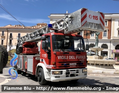 Iveco EuroFire 150E28 I Serie 
Vigili del Fuoco 
Comando provinciale di L’Aquila 
AutoScala da 30mt 
Allestimento Iveco-Magirus 
VF 22227
Parole chiave: Iveco EuroFire_150E28_ISerie VF22227