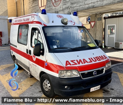 Fiat Ducato III serie 
Croce Rossa Italiana 
Comitato di Avezzano 
Unità Territoriale di Capistrello 
Allestimento Orion 
CRI A848B
Parole chiave: Fiat Ducato_IIIserie CRIA848B Ambulanza