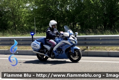 Yamaha FJR 1300 II serie 
Polizia di Stato 
Polizia Stradale 
Allestimento Elevox 
POLIZIA G3106
In Scorta al Giro d’Italia 
Moto “7” 
Parole chiave: Yamaha_FJR1300 IIserie Polizia Stradale Giro d’Italia