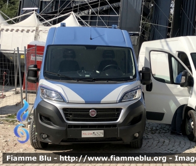 Fiat Ducato X290 
Polizia di Stato 
Banda Musicale 
Allestimento Elevox 
POLIZIA M4529

Parole chiave: Fiat Ducato_X290 POLIZIAM4529