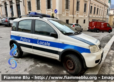 Fiat Nuova Panda 4x4 I serie 
Polizia Locale 
Comune di Scanno 
Parole chiave: Fiat Nuova_Panda_4x4_Iserie