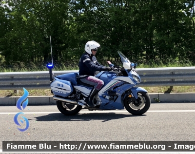 Yamaha FJR 1300 II serie 
Polizia di Stato 
Polizia Stradale 
Allestimento Elevox 
POLIZIA G3106
In Scorta al Giro d’Italia 
Moto “7” 
Parole chiave: Yamaha_FJR1300 IIserie Polizia Stradale Giro d’Italia