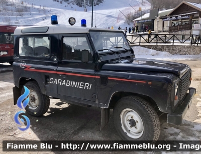 Land-Rover Defender 90
Carabinieri 
CC AE 907
Parole chiave: Land-Rover Defender_90 CCAE907