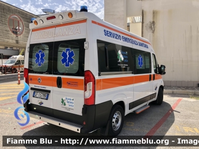 Fiat Ducato X290
ASL n1 Avezzano Sulmona L’Aquila 
118 Abruzzo Soccorso 
C.O di L’Aquila 
Allestimento Mariani Fratelli 
Parole chiave: Fiat Ducato_X290