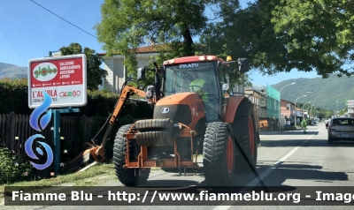 Kubota M130X
ANAS 
Regione Abruzzo 
Compartimento di L’Aquila 
Parole chiave: Kubota M130X