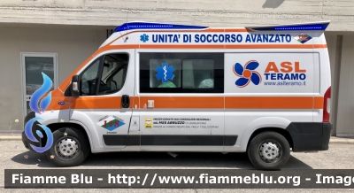 Fiat Ducato X290 
ASL n4 Teramo 
118 Abruzzo Soccorso 
Ambulanza donata dai consiglieri regionali M5S Abruzzo 
Allestimento Orion 
Parole chiave: Ambulanza FIAT Ducato_X290 Asl Teramo