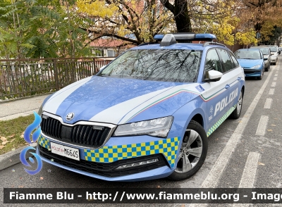 Skoda Superb Wagon III serie restyle 
Polizia di Stato 
Polizia Stradale in servizio sull’autostrada A24/A25 “Strada dei Parchi” 
POLIZIA M6645
Parole chiave: Skoda Superb_Wagon_IIIserie_restyle POLIZIAM6645