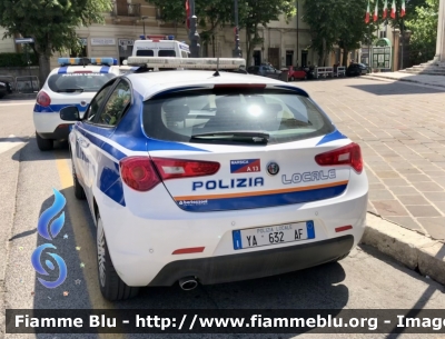 Alfa Romeo Nuova Giulietta restyle 
Polizia Locale 
Comune di Avezzano 
POLIZIA LOCALE YA 632 AF
Allestimento Bertazzoni 
Parole chiave: Alfa-Romeo Nuova_Giulietta_restyle POLIZIALOCALEYA632AF