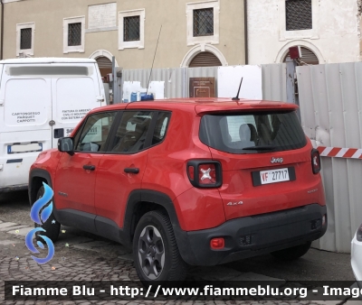 Jeep Renegade 
Vigili del Fuoco 
Comando provinciale di L’Aquila 
VF27717
Parole chiave: Jeep Renegade VF27717